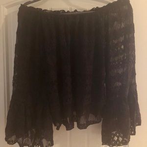 Never worn w/out tags. Black Lace Vintage Havana.